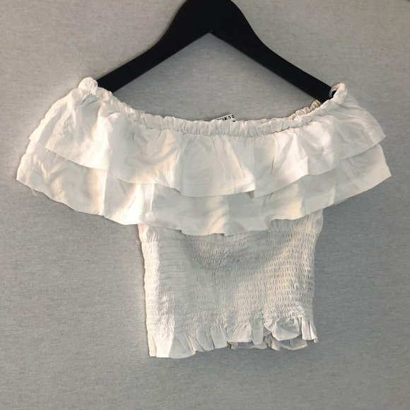 (NEW) GUESS Off Shoulder White Crop Top with Ruffle Detail - Picture 4 of 8